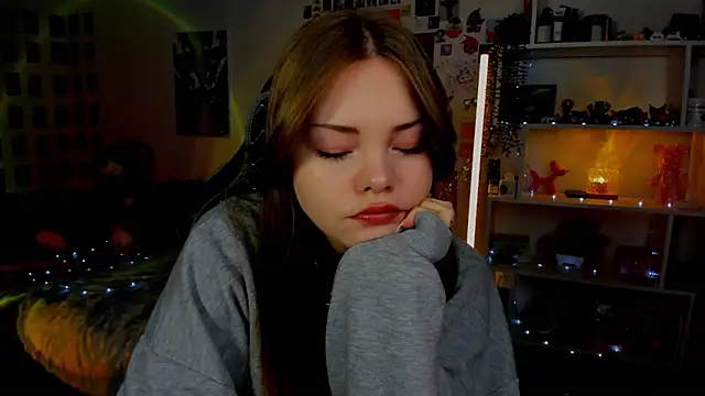 AkiraKatsu online show from 04-18-26, 10:08