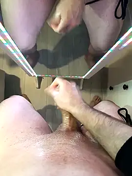 Snapshot of PerfectBisex chatting on 10-06-25, 09:07 PerfectBisex online show from 10-06-25, 09:07