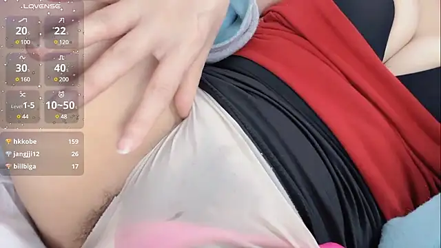 Snapshot of Qwi-V1 chatting on 01-24-25, 02:39 Qwi-V1 online show from 01-24-25, 02:39