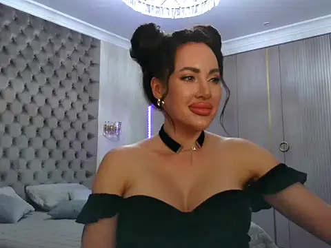 TianaPosh online show from 02-06-25, 07:40