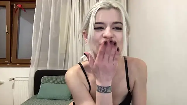 Onika Love online show from 03-28-26, 05:01