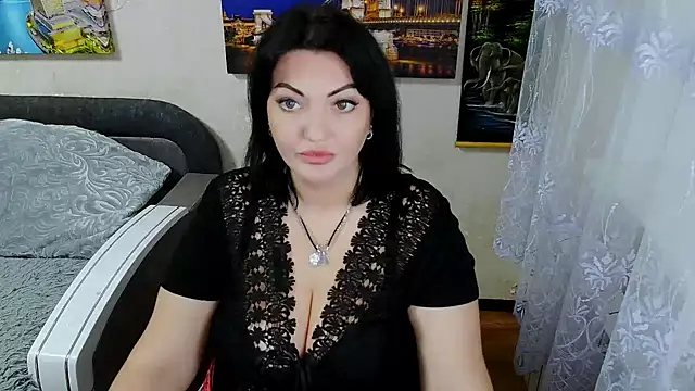 Lady Boom Wild  online show from 10-15-25, 03:56