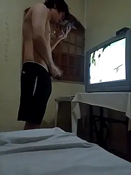 Snapshot of pedronovinho123 chatting on 04-16-26, 12:33 pedronovinho123 online show from 04-16-26, 12:33