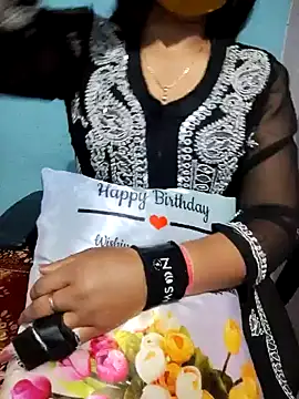 Snapshot of Kashish_SC chatting on 02-09-25, 08:44 Kashish SC online show from 02-09-25, 08:44