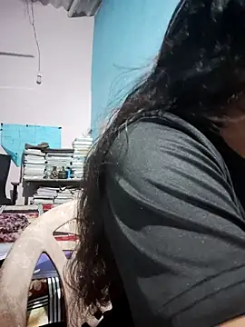 Snapshot of Kashish_SC chatting on 03-22-25, 12:46 Kashish SC online show from 03-22-25, 12:46