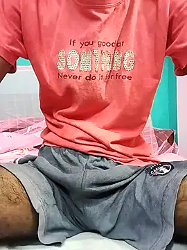 Snapshot of Afgref5335 chatting on 10-27-25, 09:13 Afgref5335 online show from 10-27-25, 09:13