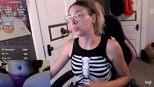 KSwonderland6 online show from 09-09-25, 03:17