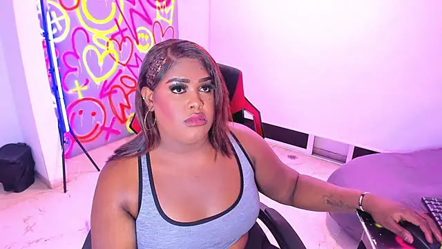 Snapshot of GEANNAROSE chatting on 02-13-26, 04:41 GEANNAROSE online show from 02-13-26, 04:41