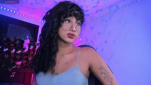 Heka Prudence online show from 01-21-25, 03:04