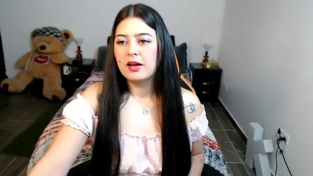 Snapshot of Ana_Maria_1606 chatting on 09-17-25, 07:37 Ana Maria 1606 online show from 09-17-25, 07:37