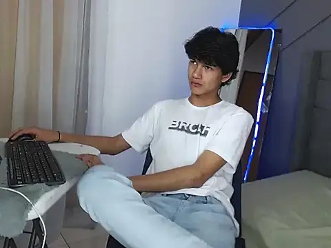 jason graeats online show from 12-26-24, 03:49