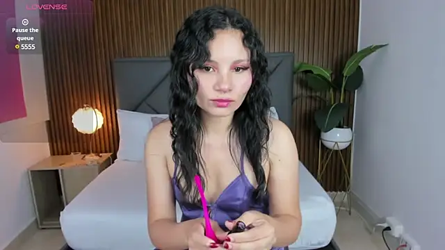 Snapshot of dulce_natyy chatting on 03-15-25, 12:13 dulce natyy online show from 03-15-25, 12:13