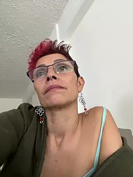 Snapshot of MireyaTorresGu chatting on 02-18-25, 04:59 MireyaTorresGu online show from 02-18-25, 04:59