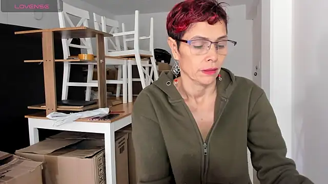 Snapshot of MireyaTorresGu chatting on 02-28-25, 03:48 MireyaTorresGu online show from 02-28-25, 03:48