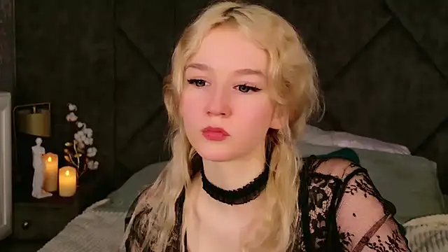 NaomiLoys online show from 02-23-25, 03:56