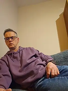 Hectorthyssen1 online show from 04-05-26, 10:51