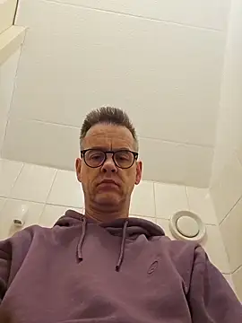 Hectorthyssen1 online show from 04-12-26, 09:14