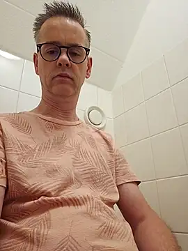 Hectorthyssen1 online show from 07-18-26, 01:48
