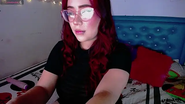 Snapshot of zarquita99 chatting on 02-27-25, 12:32 zarquita99 online show from 02-27-25, 12:32