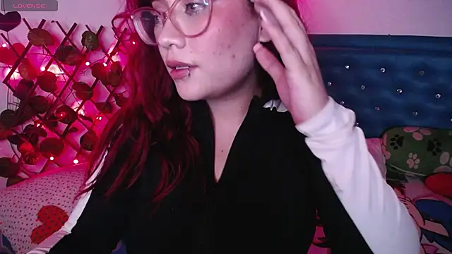 Snapshot of zarquita99 chatting on 03-21-25, 06:49 zarquita99 online show from 03-21-25, 06:49