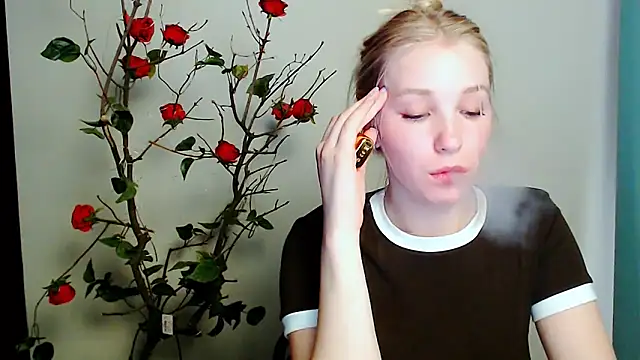 Queen ofLove online show from 04-29-26, 05:30
