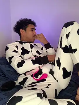 Ryan-hot online show from 01-22-25, 05:59