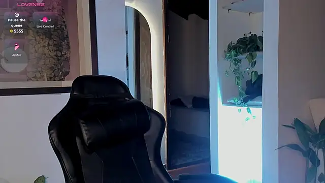 CherryyBrrr1 online show from 12-04-25, 02:10