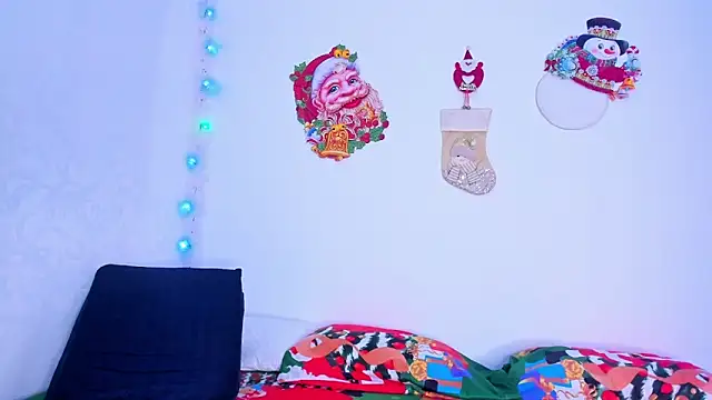 Snapshot of gisellove1 chatting on 12-16-25, 12:48 gisellove1 online show from 12-16-25, 12:48