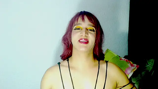 Snapshot of alexandrasexy32 chatting on 02-20-25, 03:23 alexandrasexy32 online show from 02-20-25, 03:23