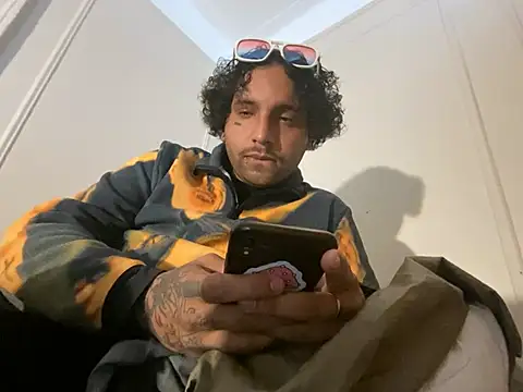 TacosSenpai online show from 12-24-24, 01:38