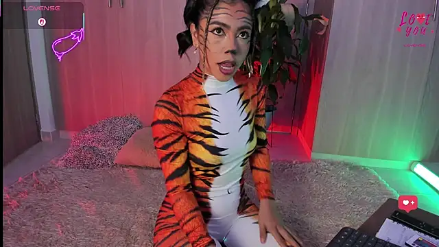 AndreaVelasco online show from 03-27-26, 06:18