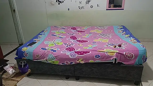 luxandracon23 online show from 02-25-25, 10:58