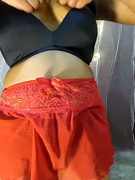Snapshot of deslisexpriya chatting on 09-11-25, 03:45 deslisexpriya online show from 09-11-25, 03:45