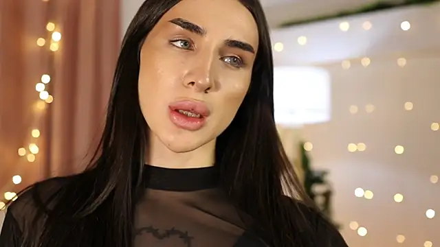 Snapshot of Kim_Oberlin_ chatting on 01-07-25, 11:26 Kim Oberlin online show from 01-07-25, 11:26