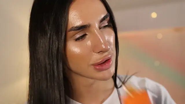 Snapshot of Kim_Oberlin_ chatting on 02-02-25, 02:45 Kim Oberlin online show from 02-02-25, 02:45