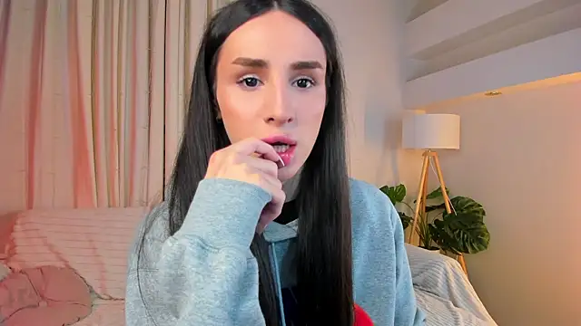 Kim Oberlin  online show from 01-12-26, 04:01