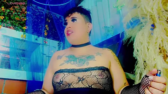 nauthyvalentina online show from 04-25-26, 07:22