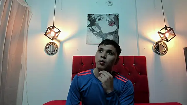 couple lovelyds online show from 01-29-25, 10:01