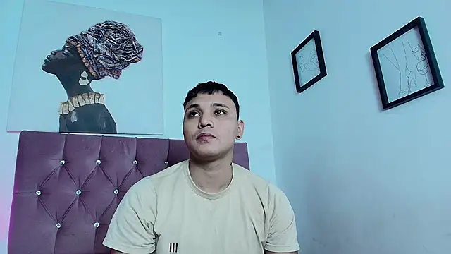 couple lovelyds online show from 10-25-25, 08:58