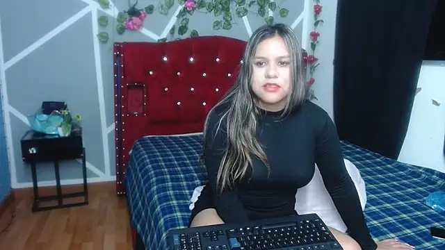 stephanieross202cl online show from 03-16-25, 06:20