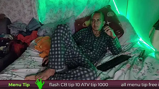 yazforeSolo online show from 03-17-25, 03:14