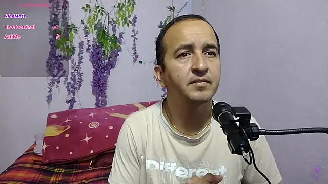 yazforeSolo online show from 09-26-25, 01:37