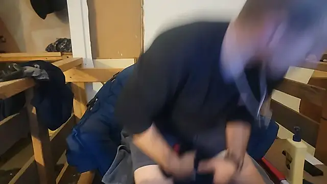 ScubaStevex online show from 12-26-24, 08:18