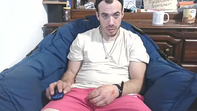 ScubaStevex online show from 02-07-25, 11:55