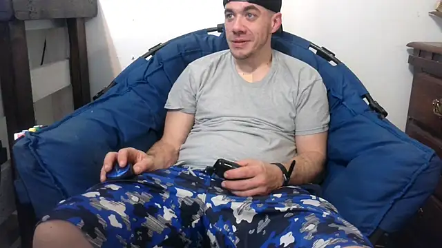 ScubaStevex online show from 02-20-25, 04:03