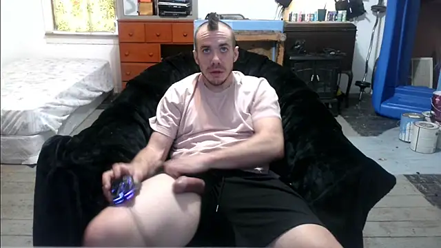 ScubaStevex online show from 03-08-25, 05:22