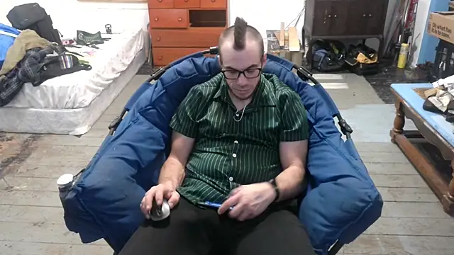 ScubaStevex online show from 03-12-25, 02:20