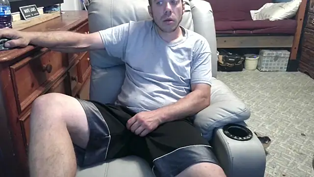 ScubaStevex online show from 09-30-25, 07:13