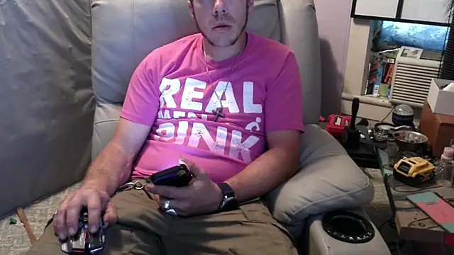 ScubaStevex online show from 10-08-25, 02:36