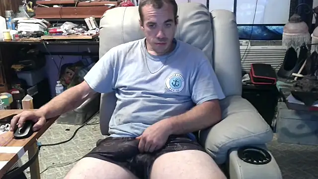 ScubaStevex online show from 10-17-25, 01:03